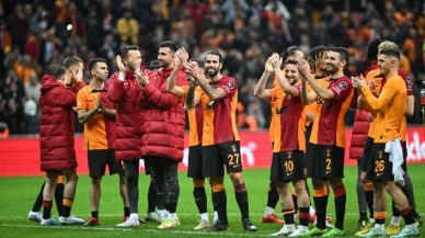 Galatasaray'ı Antalyaspor da durduramadı. 9'da 9 yaptı,  Okan Buruk rekor kırdı