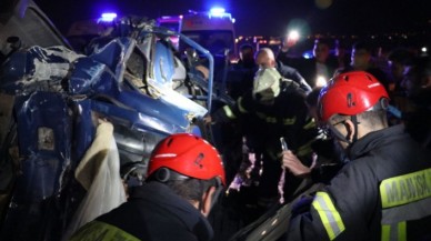 Manisa'da TIR'ın ezdiği otomobildeki Şerafettin Gülmez ve Birgül Akça öldü