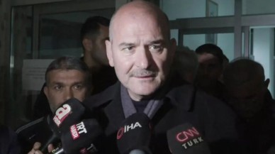 Soylu'dan F.Bahçe ve Beşiktaş tribünlerindeki istifa çağrılarına flaş açıklama