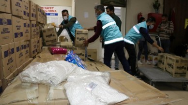 Siz nasıl insansınız! Yardım kolilerinden çıkanlar bu kadar da olmaz dedirtti!