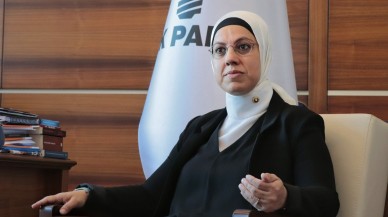 Merve Kavakcı,  Cumhurbaşkanı Erdoğan'ın imzasıyla görevinden alındı