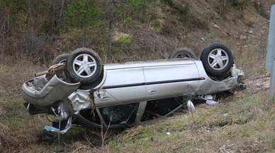 Kastamonu'da kaza: Ebrar Türkmenoğlu öldü. Mustafa Kurtçuoğlu ve Sema Kurtçuoğlu ile 2 çocuk yaralandı
