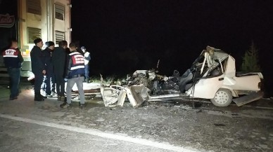 Uşak'ta kaza: Nasuh Turan ve Nazif Turan öldü