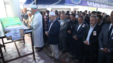 Ordu'da bıçaklanarak öldürülen Erhan Kurt'un cenazesi toprağa verildi