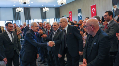 Kılıçdaroğlu,  ülkücü kanaat önderleri ile bir araya geldi. Doğunun Başbuğu ile de görüştü