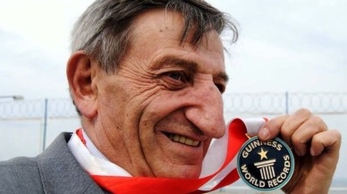 Dünya burun şampiyonu Artvinli Mehmet Özyürek hayatını kaybetti