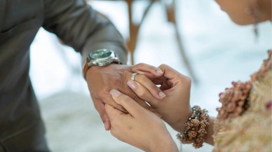 Ömür Boyu Sürecek Aşkın Simgesi Alyanslar