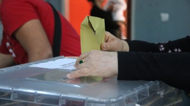 Trabzon'da Aysel Ulusoy,  oy kullanırken kalp krizi geçirerek yaşamını yitirdi