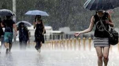 Meteoroloji'den 20 şehir için uyarı: Çok kuvvetli geliyor