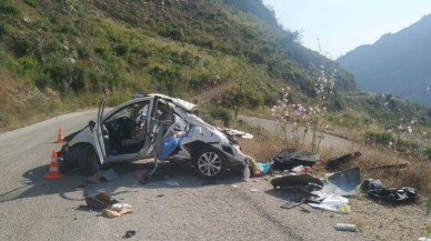 Akseki'de feci kaza: Nuran Özen,  İbrahim Hayri Özen ve Ezgi Özen öldü