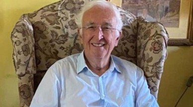 Mehmet Şimşek'in hocası Korhan Berzeg kayboldu. Gönen'de herkes onu arıyor