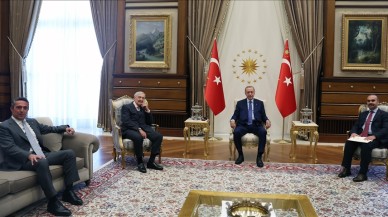 Cumhurbaşkanı Erdoğan Rahmi Koç ve Ali Koç'u kabul etti