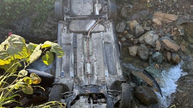 Rize'de otomobil köprüden düştü: Kemal Çerman öldü