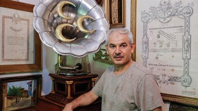 Devlet Bahçeli'ye özel gramofon