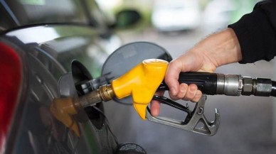 Araç sahiplerine kötü haber: Akaryakıta dev zam yolda!