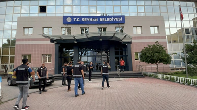 İki belediyeye rüşvet operasyonu