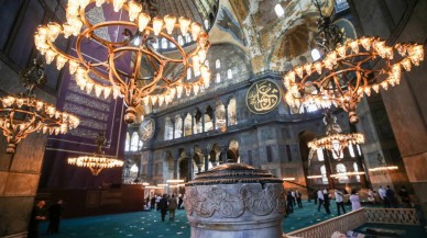 Ayasofya Camii turistlere ücretli olacak: Bakın ne kadar!