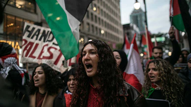 Dünya ayakta. Milyonlarca kişi sokaklara çıktı: Katil İsrail Filistin'den defol!