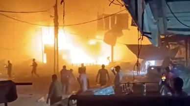 İsrail,  Gazze'de Nuseyrat Mülteci Kampı'nı bombaladı. O anlar saniye saniye görüntülendi