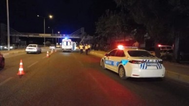 Mersin'de otomobil çarptı: Ayşe Çiftçi öldü,  Meryem Öz yaralandı