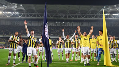 Fenerbahçe,  rekor kırarak liderliğini sürdürdü