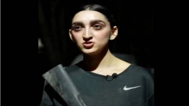 Gucci’nin Ermeni mankeni Armine Harutyunyan terör örgütü VoMa’ya katıldı