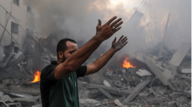 İsrail süre verdi: Sivillerden oluşan konvoyu bombaladı