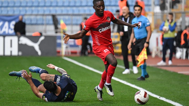 Gaziantep FK İstanbul'da neye uğradığını şaşırdı. Kasımpaşa 4'lük yaptı