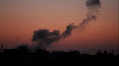 İsrail Suriye'yi vurdu 2 İran askeri öldürüldü!