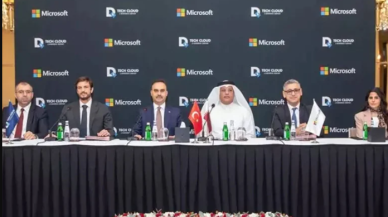 Katar ile  imzalar atıldı! Dijital köprü genişleyecek