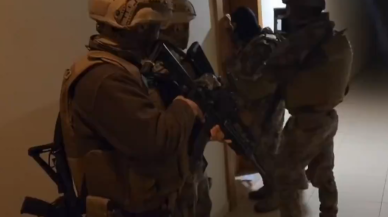 'Kafes-43' operasyonu:Kırmızı ve yeşil bültenle aranan 23 kişi yakalandı!