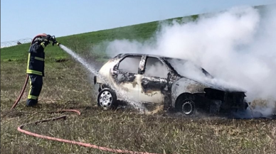 Eşinin otomobilini ateşe verdi!