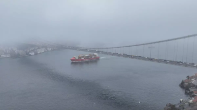 İstanbul'da gemi trafiği çift yönlü olarak durduruldu!
