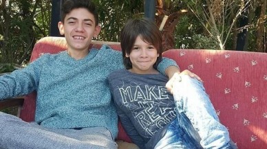 İzmir'de otomobilin çarptığı scooterda Soykan Sönmez öldü. Ağabeyi yaralandı