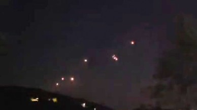 İsrail'e füze yağmuru. Gökyüzü bir anda aydınlandı