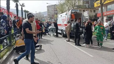 Bursa'da feci kaza: Yaya geçidinde bir otomobil anne Tuba Çival'i yaşamından kopardı kızları ise ağrı yaralı!