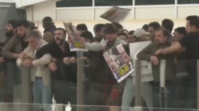 Sirkeci Garı'nda Almanya Cumhurbaşkanı protesto edildi!