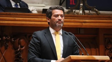 Irkçı siyasetçinin sözleri ülkeyi ayağa kaldırdı: Türklere hakaret etti!