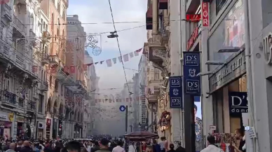 İstiklal Caddesi'nde bir iş yerinde yangın çıktı!