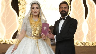 İzol aşiretinden Mehmet Aydınlık bankacı Ayşegül Altıner'le evlendi. Kilolarca altın takılan gelin hareket edemedi