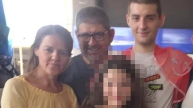 İzmir'de Kamil Yılmaz annesi Sevilay Yılmaz ve babası Hikmet Yılmaz'ı öldürdü. Kendi kafasına da sıktı