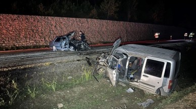 Kastamonu'da korkunç kaza: Efe Gürleyen ve Doğan Çakmak öldü