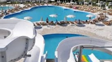 Aquaparkta elektrik akımına kapılan çocuğu kurtarmak isteyen işletme sahibi Mustafa Kemal Günay öldü