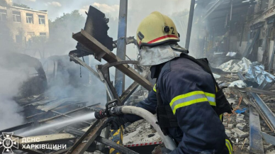 Rusya,  Harkiv’de postaneyi vurdu: 1 ölü,  10 yaralı