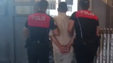 İzmir'de 19 yıl hapis cezasıyla aranan zanlı yakalandı!