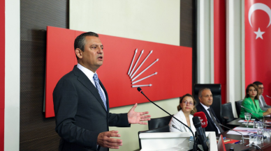 CHP'deki 6 okun renkleri değişiyor mu? Özgür Özel'den flaş açıklama