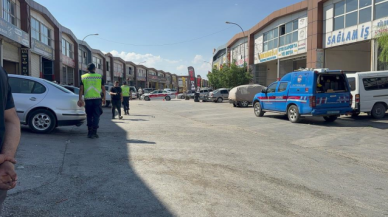 Camiye giderken kurşunların hedefi oldu!