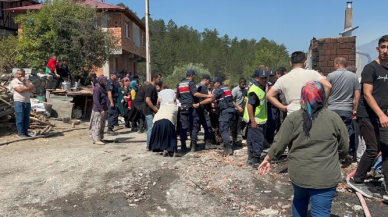 Kastamonu'da yangın faciası: 16 yaşındaki  Alperen Bulanıkoğlu öldü,  üç ev kül oldu