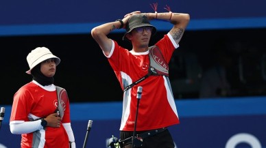 Mete Gazoz ve Elif Berra Gökkır elendi