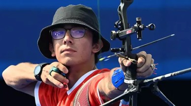 Mete Gazoz'dan müthiş dönüş. Olimpiyatta çeyrek finalde